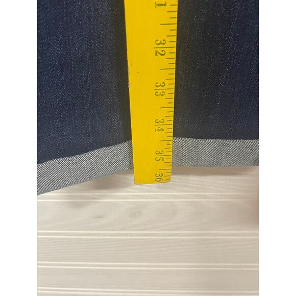 Woman Within Extended Plus Size 36W Jean Capri Slightly Distressed Med Wash - Picture 10 of 12